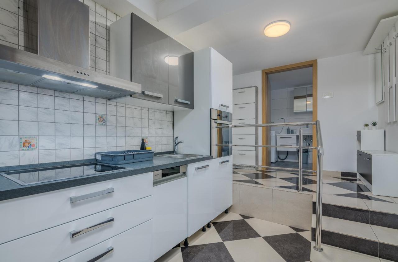 Apartments D Krk Town Kültér fotó